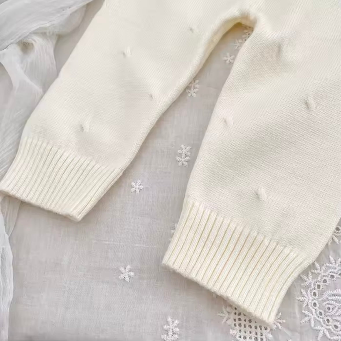 Cream Knit Floral Baby Outfit Set • 12M • Soft 2 Piece Sweater & Pants • Baby Girl Fall Winter Clothes • Cute Photo Outfit • Baby Shower Gift