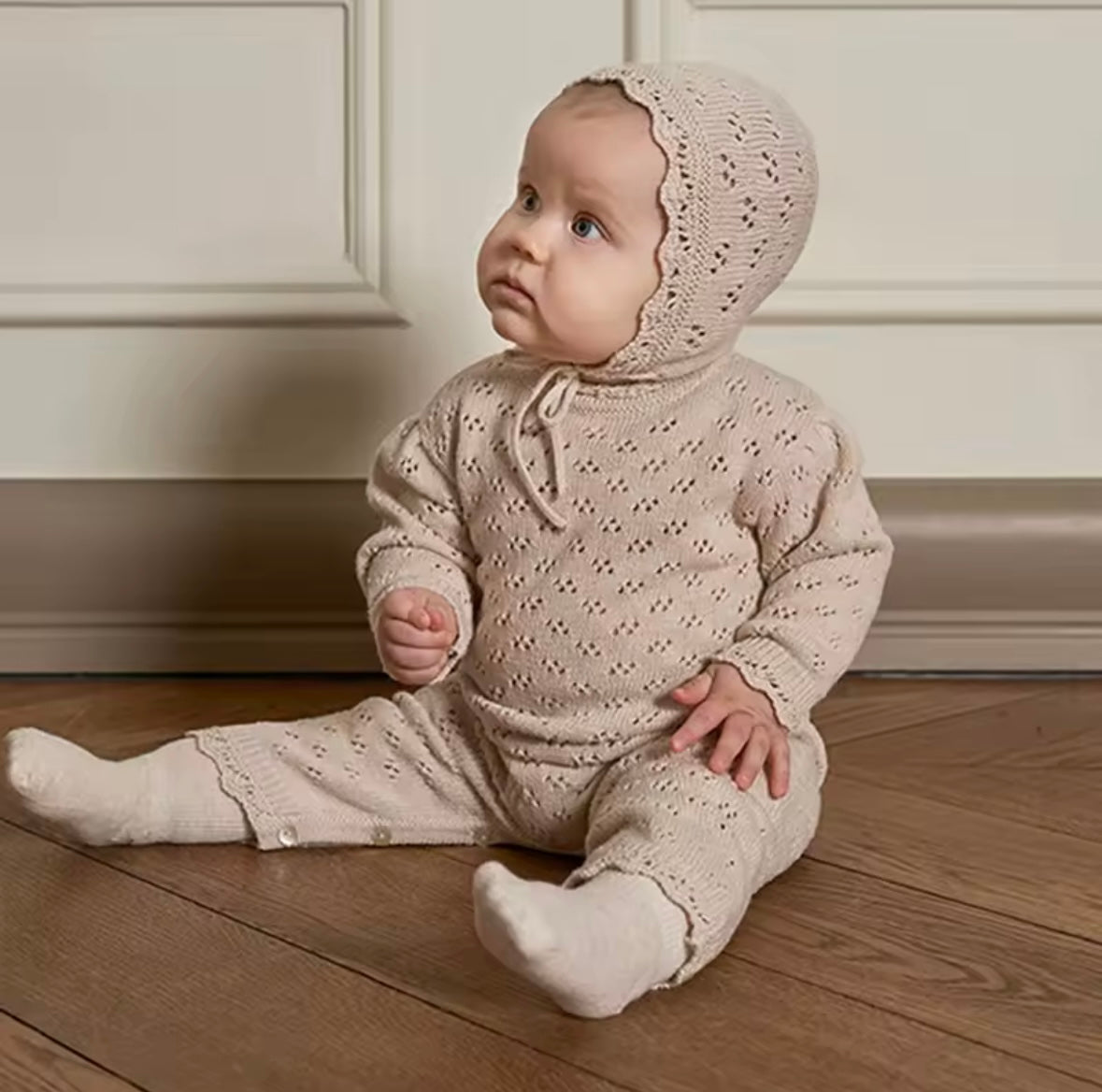Vintage Knit Baby Romper & Bonnet Set – Beige, Long Sleeve size 3-6 months