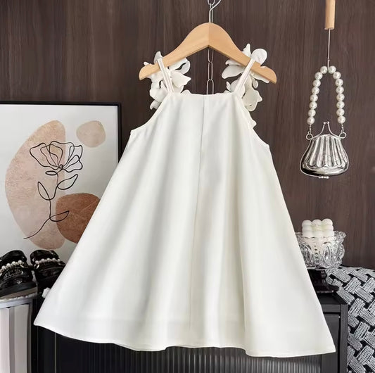 Girls Elegant White A-Line Dress with 3D Floral Shoulder Detail – Size 6