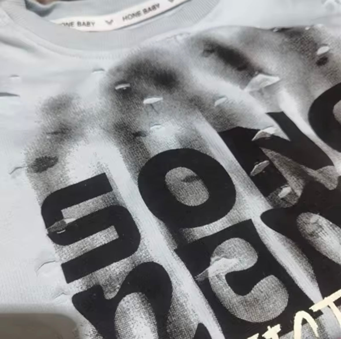 Premium Quality Streetwear Set – Distressed Graphic Tee & Wide-Leg Zipper Jeans (Size 3T)