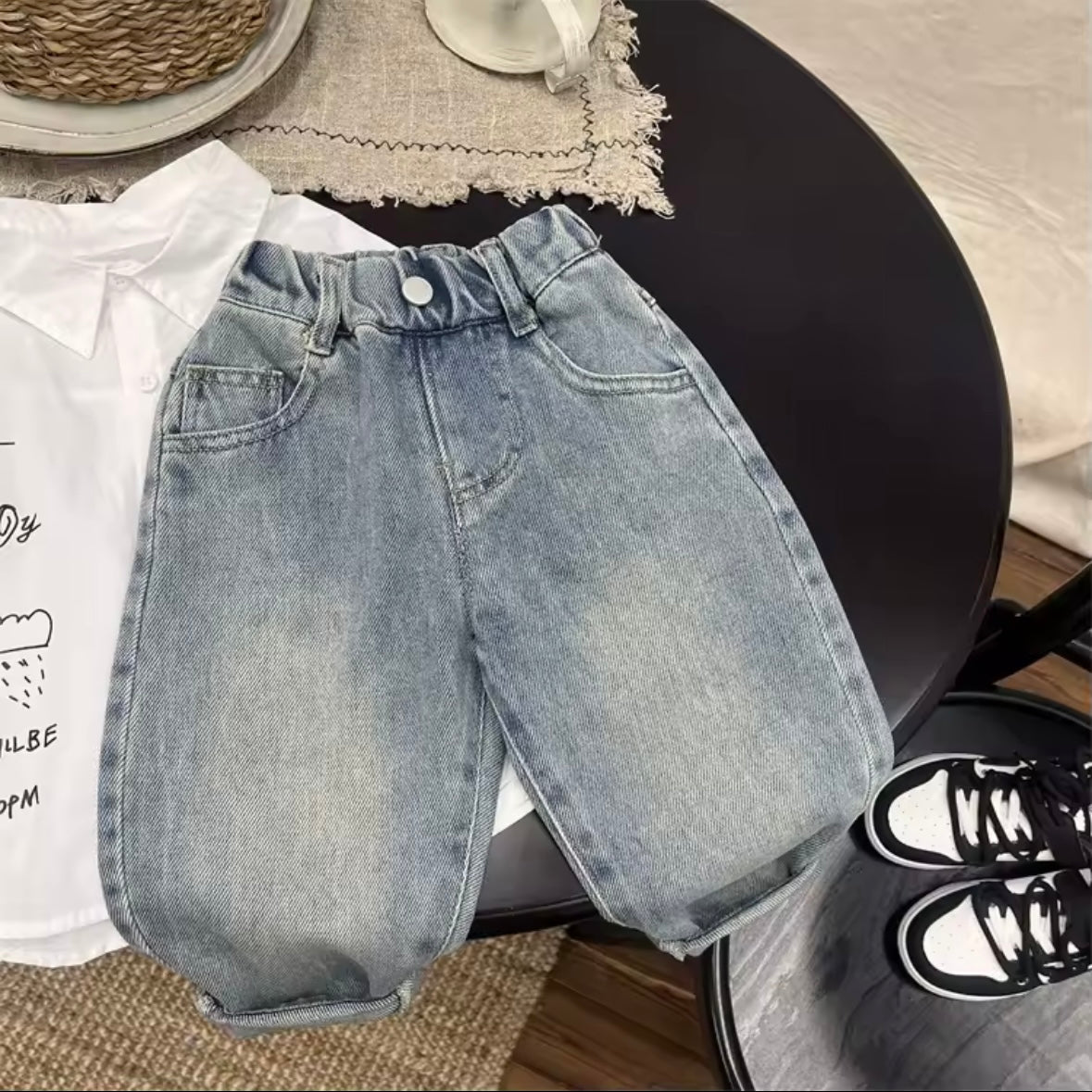 Premium Kids’ Graffiti Denim Jeans – Sizes 18–24M & 2–3Y