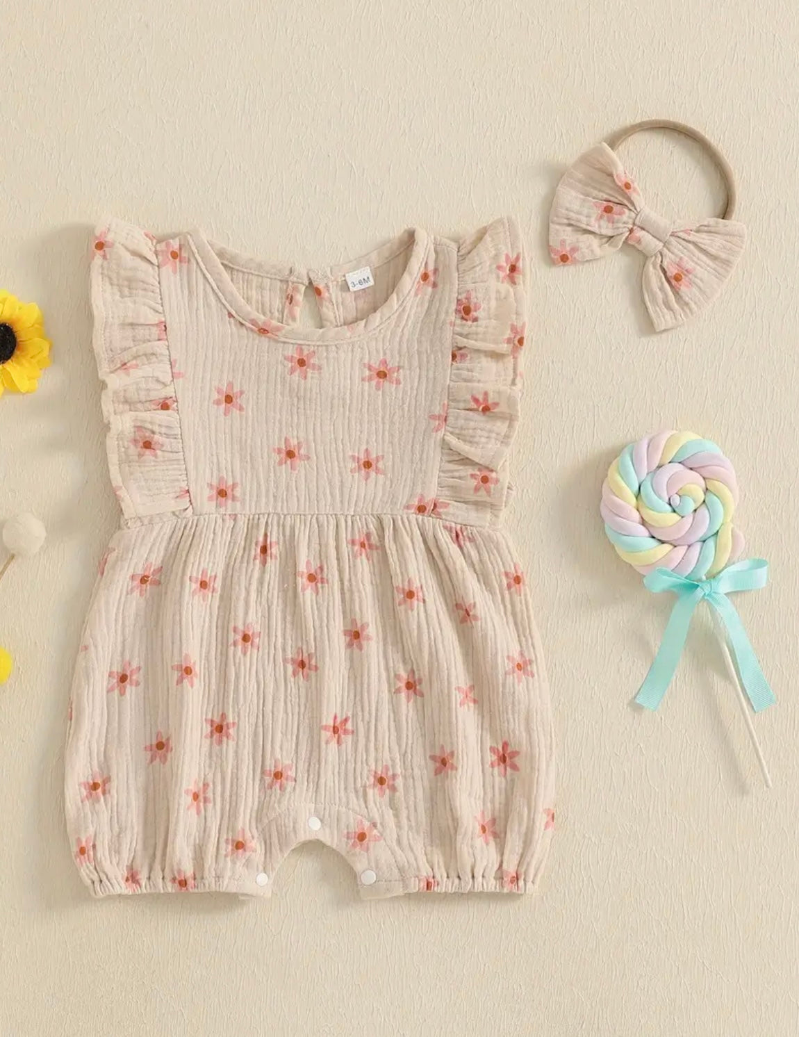 Baby Girl Ruffle Romper with Matching Bow – Size 0–3 Months