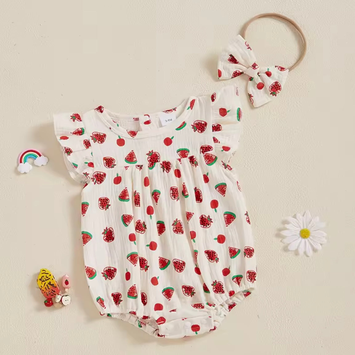 Strawberry Print Baby Girl Romper with Matching Bow – Size 0–3 Months