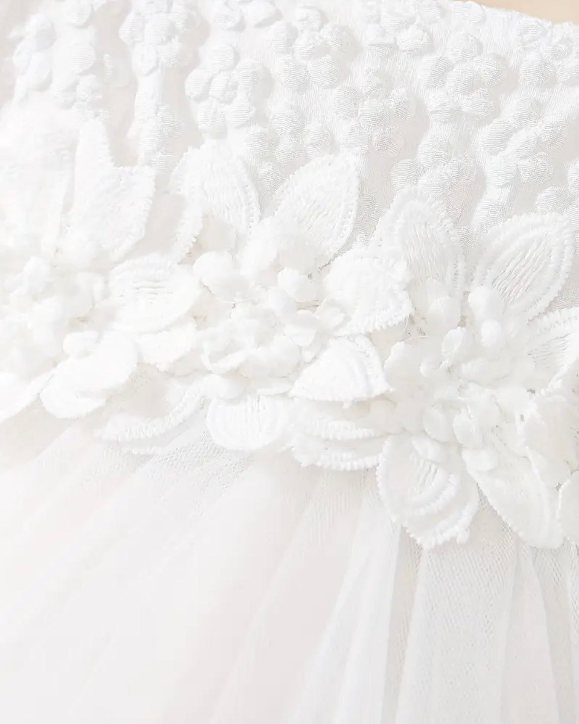 ✨ A picture-perfect outfit for your baby girl’s most special moments! ✨