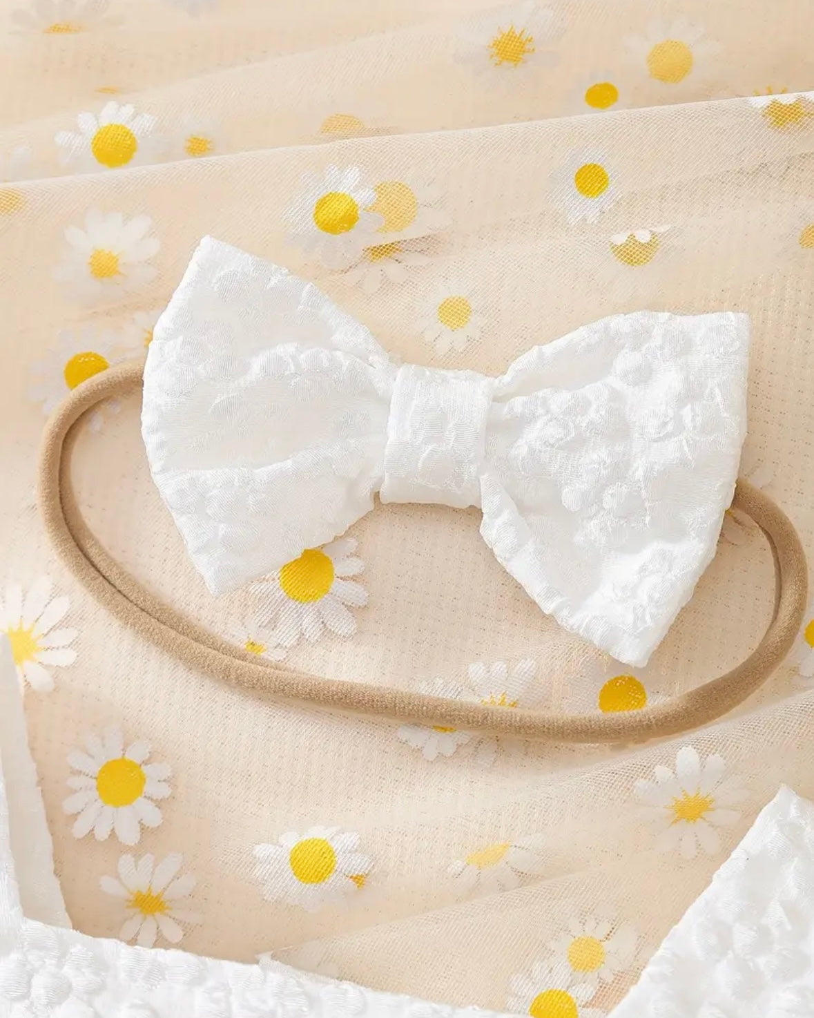 ✨ A picture-perfect outfit for your baby girl’s most special moments! ✨