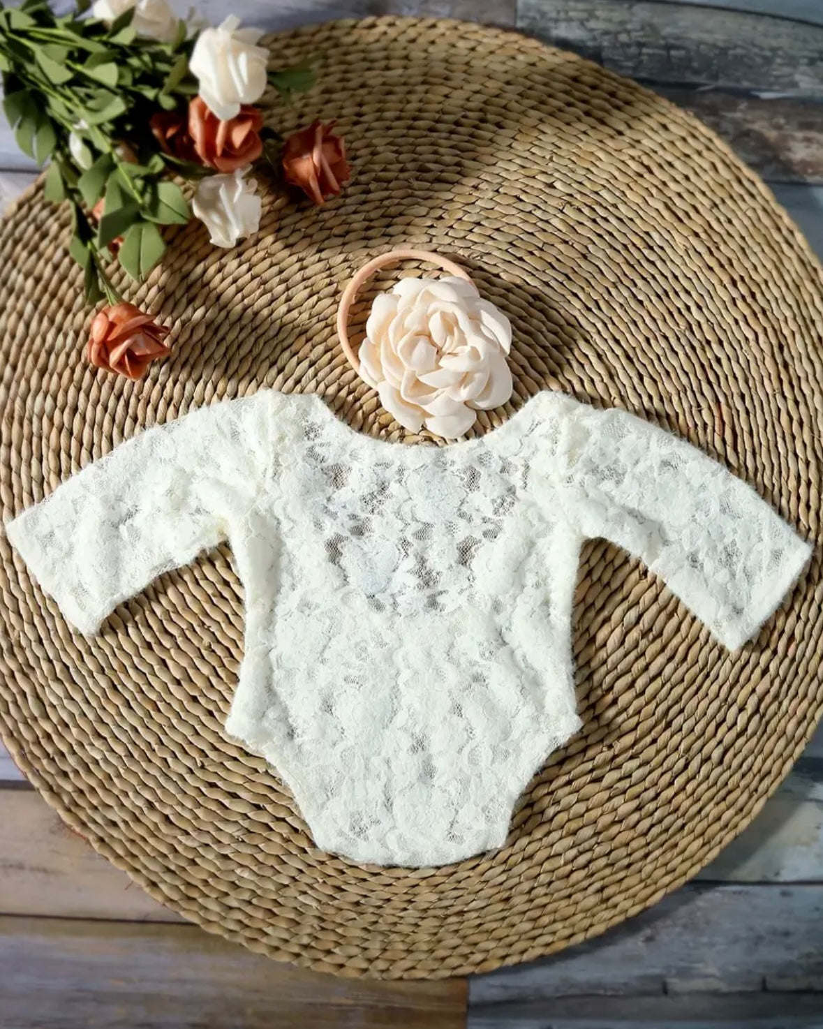 🤍 Newborn Lace Long Sleeve Romper – Ivory Vintage Baby Outfit with Matching Headband