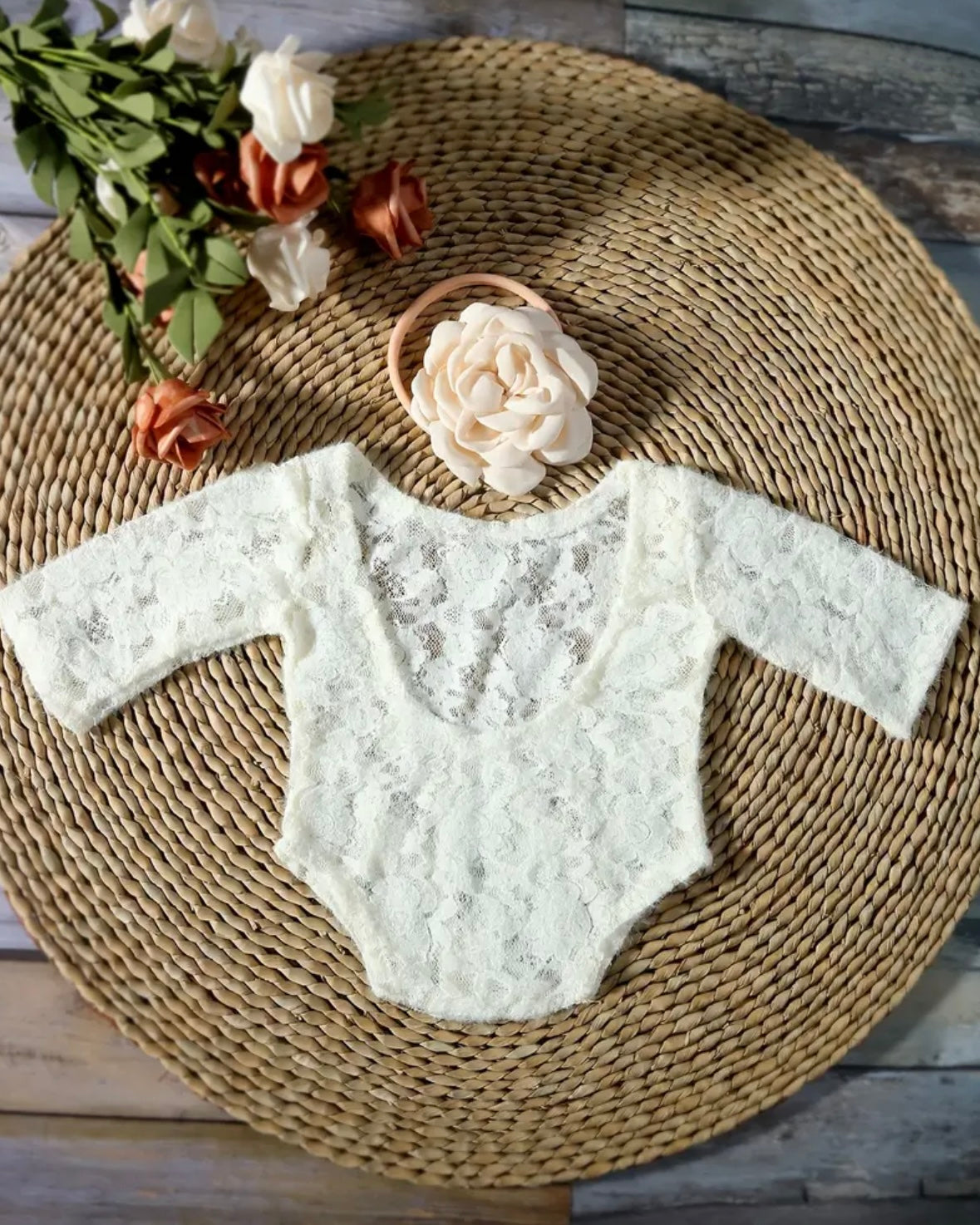🤍 Newborn Lace Long Sleeve Romper – Ivory Vintage Baby Outfit with Matching Headband