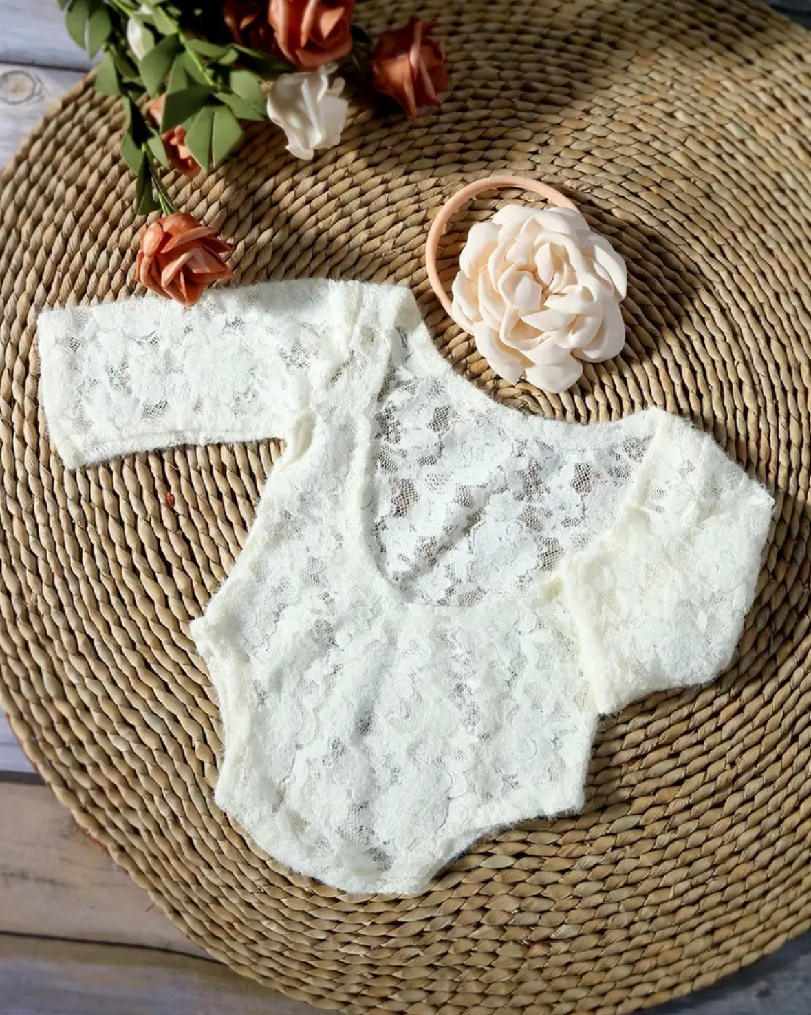 🤍 Newborn Lace Long Sleeve Romper – Ivory Vintage Baby Outfit with Matching Headband