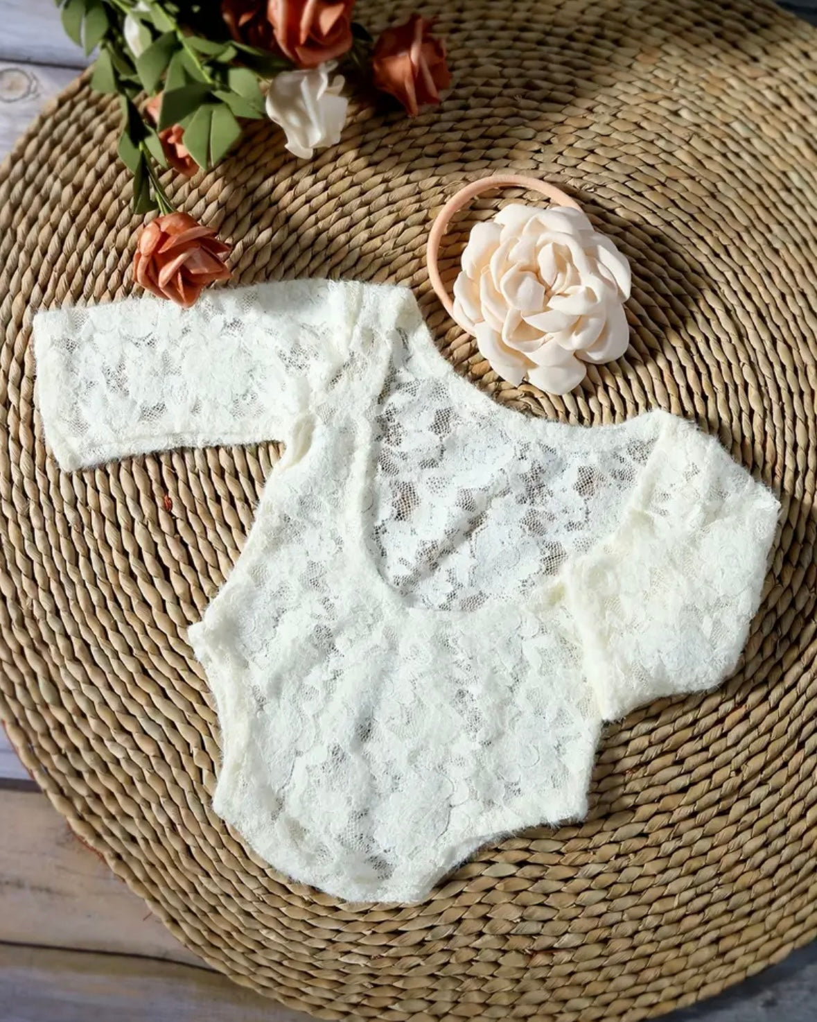🤍 Newborn Lace Long Sleeve Romper – Ivory Vintage Baby Outfit with Matching Headband