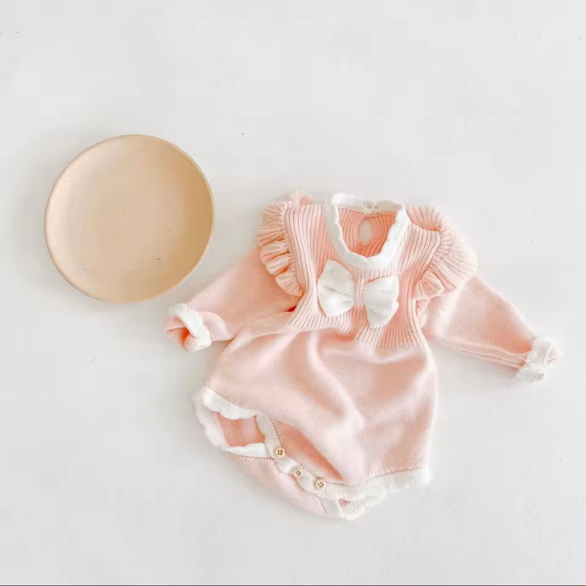 Blush Pink Knit Baby Romper with Bow – Long Sleeve Ruffle Bodysuit | Size 3–6M