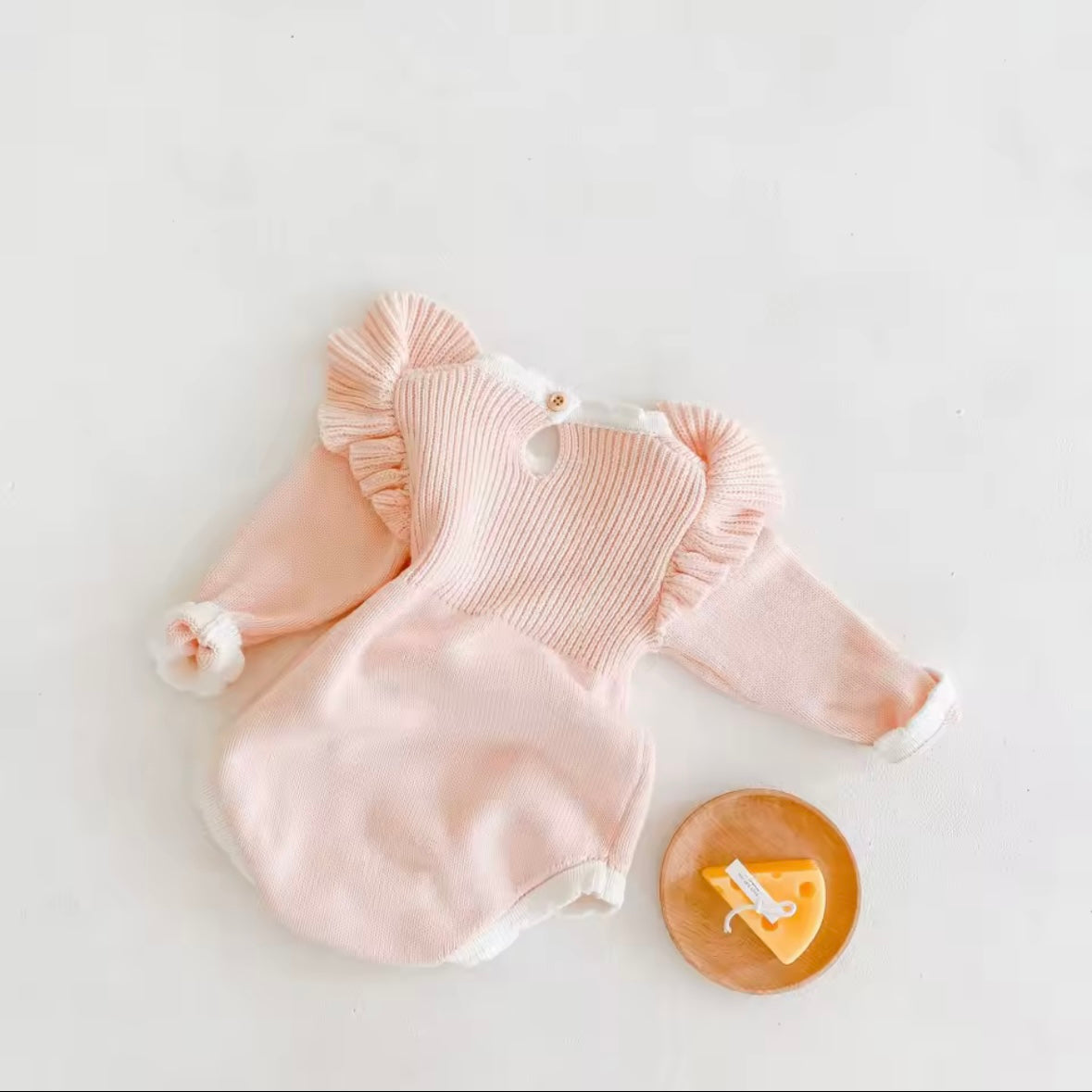 Blush Pink Knit Baby Romper with Bow – Long Sleeve Ruffle Bodysuit | Size 3–6M