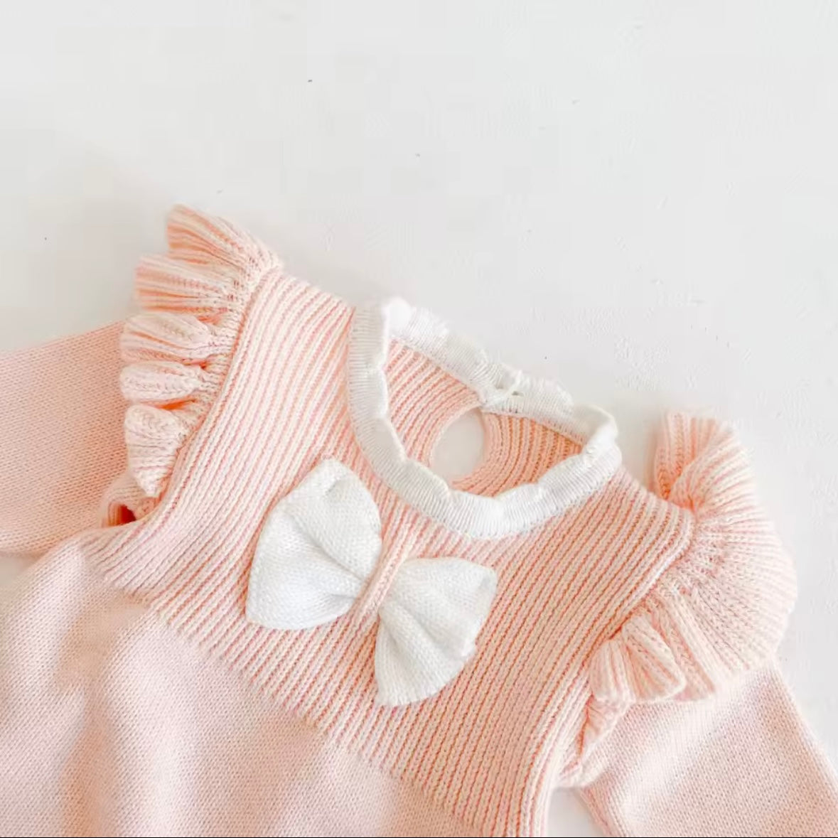 Blush Pink Knit Baby Romper with Bow – Long Sleeve Ruffle Bodysuit | Size 3–6M