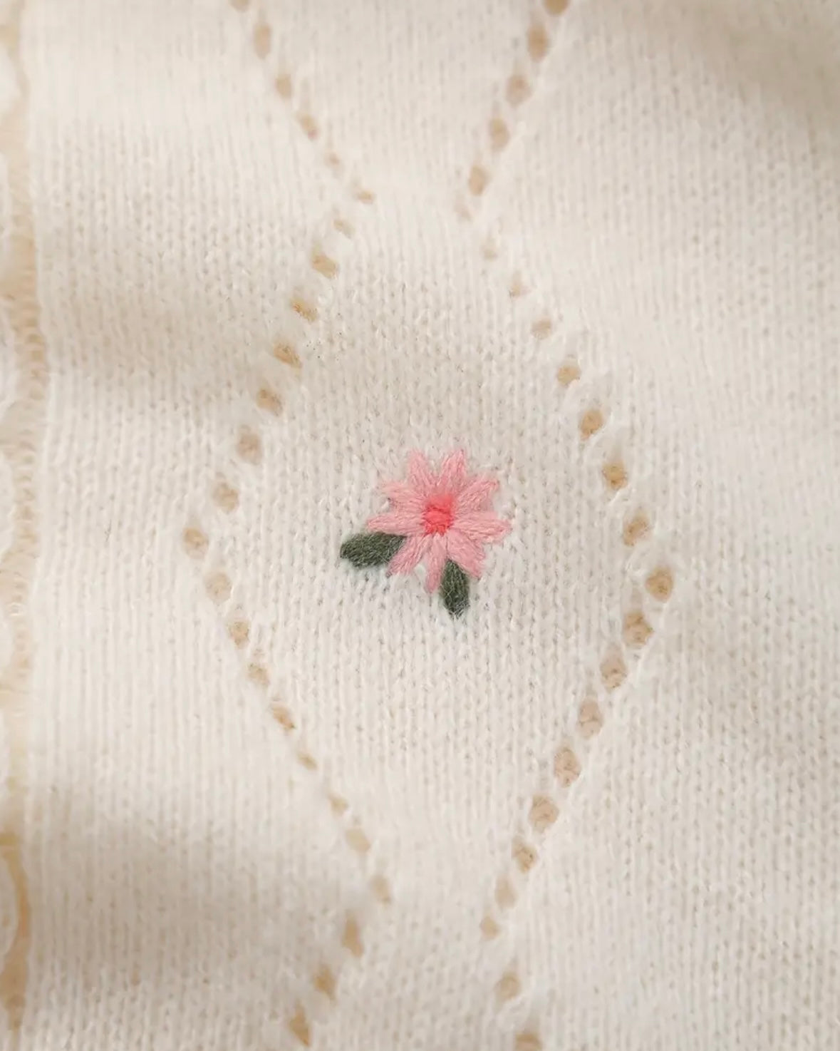 Cream Knit Baby Romper with Pink Floral Embroidery – Size 1–3M