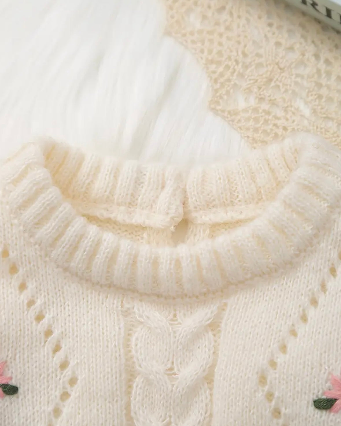 Cream Knit Baby Romper with Pink Floral Embroidery – Size 1–3M