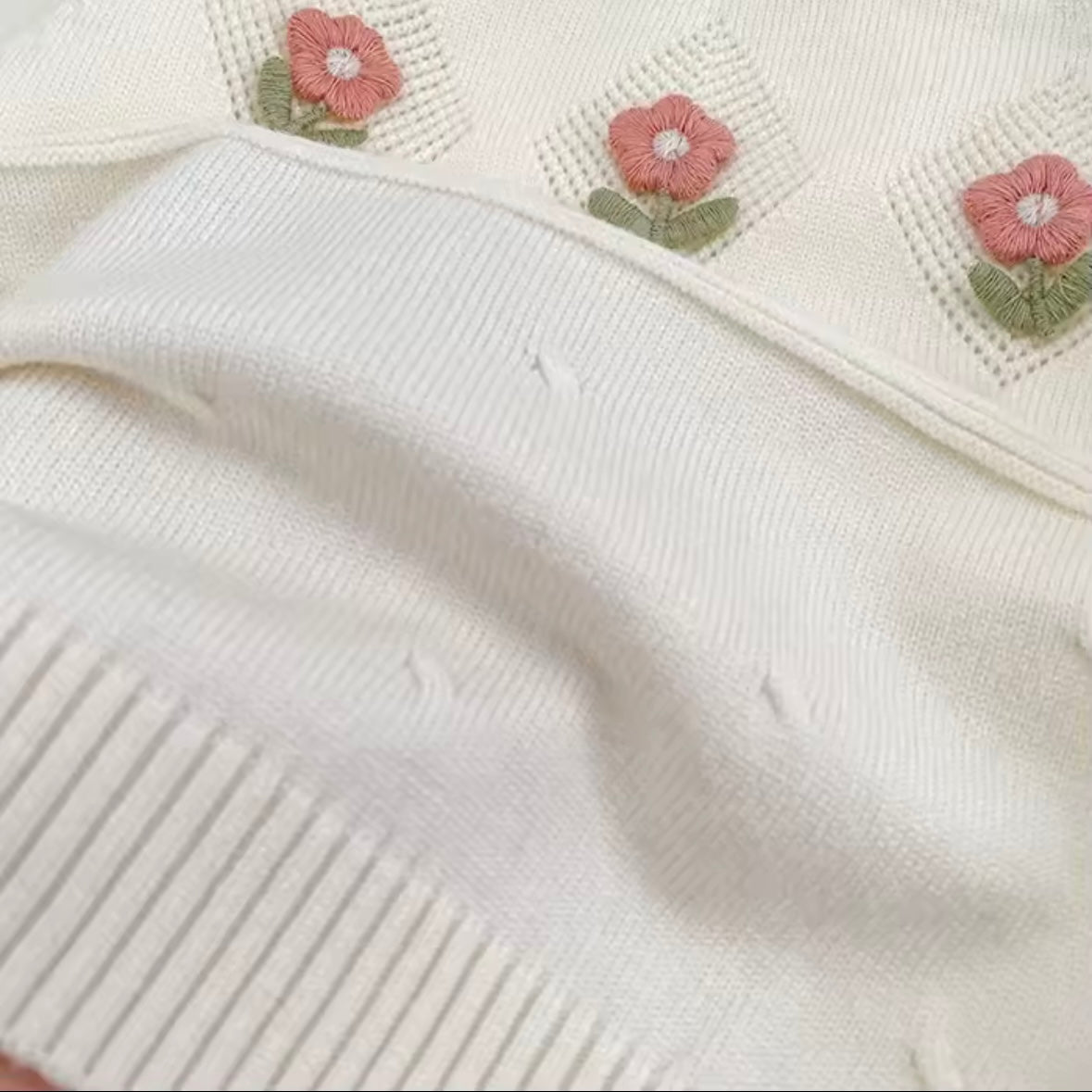 Cream Knit Floral Baby Outfit Set • 12M • Soft 2 Piece Sweater & Pants • Baby Girl Fall Winter Clothes • Cute Photo Outfit • Baby Shower Gift