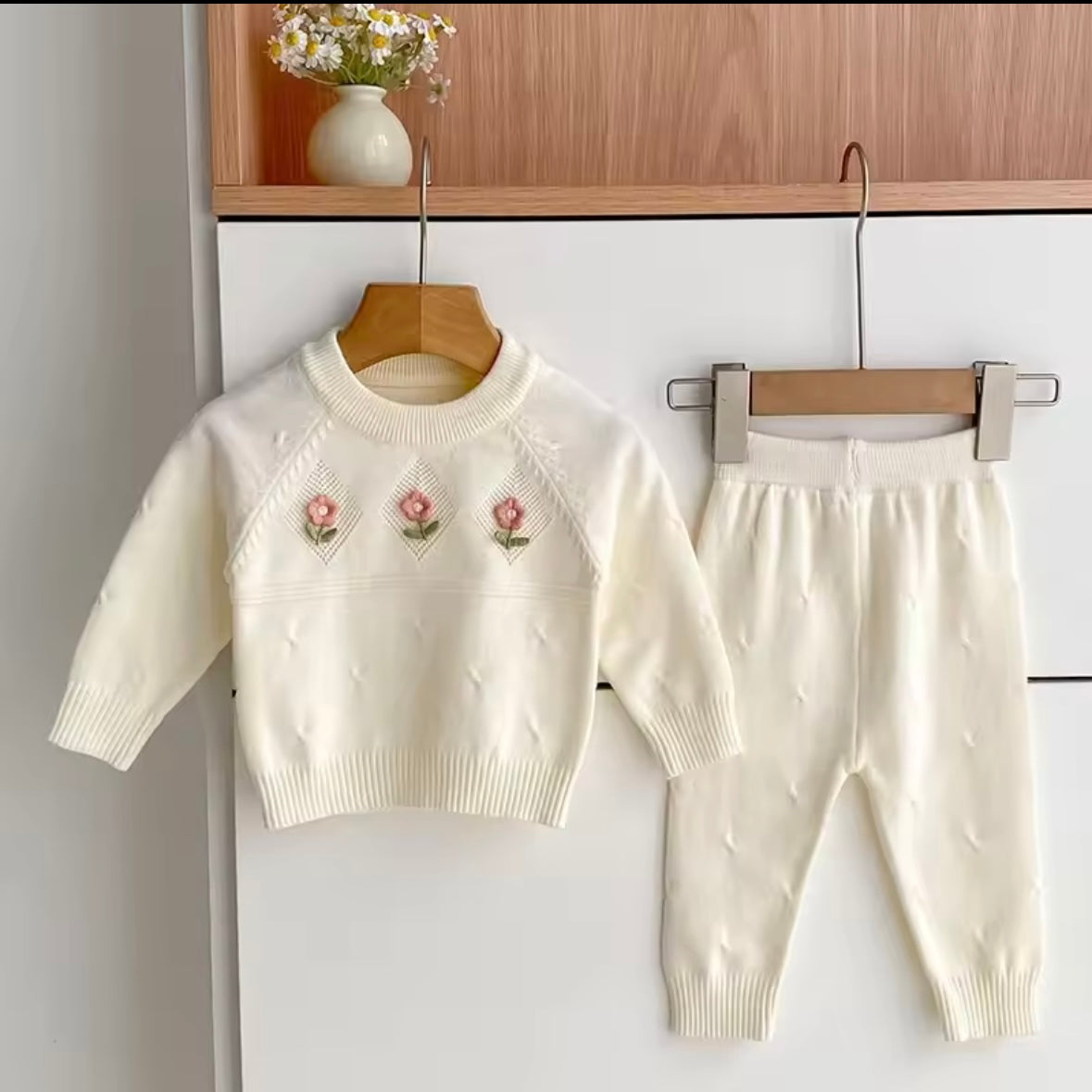 Cream Knit Floral Baby Outfit Set • 12M • Soft 2 Piece Sweater & Pants • Baby Girl Fall Winter Clothes • Cute Photo Outfit • Baby Shower Gift
