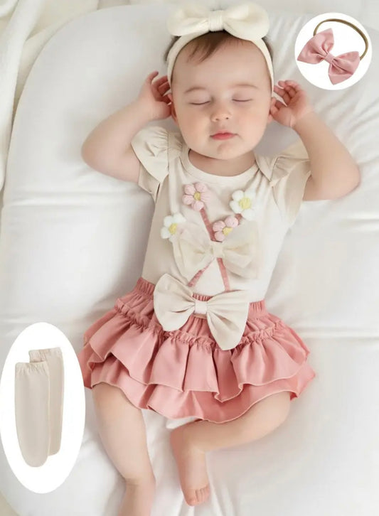 🌸 4-Piece Baby Girl Set – Floral Romper, Ruffle Shorts, Headband & Stockings 🌸