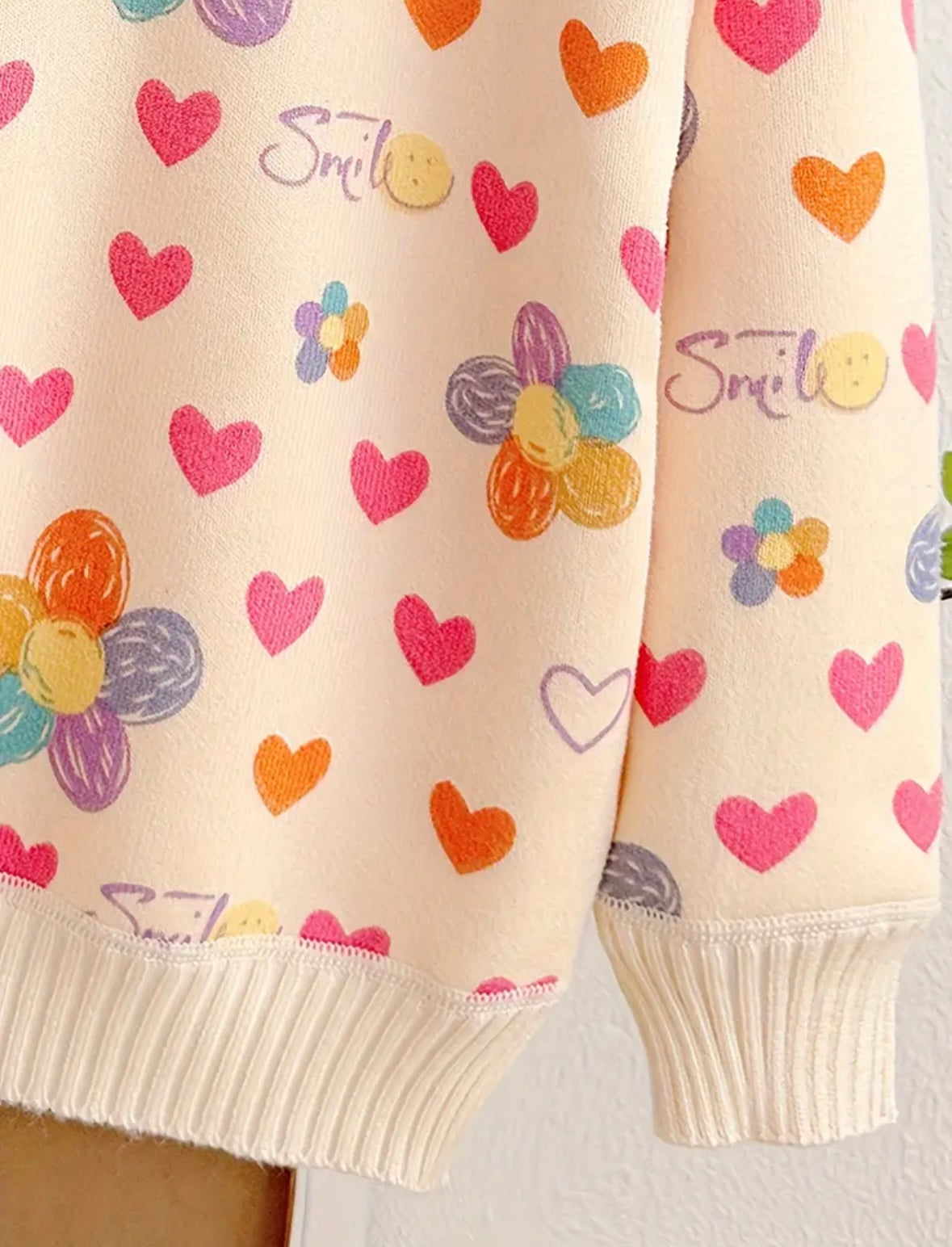 Smile & Hearts Pastel Flower Sweatshirt – Cozy & Cute