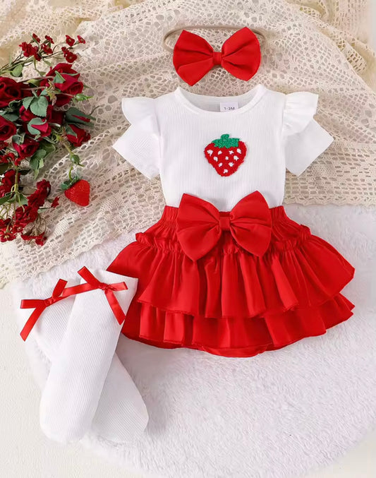 🍓 Strawberry Sweetheart Baby Girl Outfit – 4-Piece Set, 6-9months