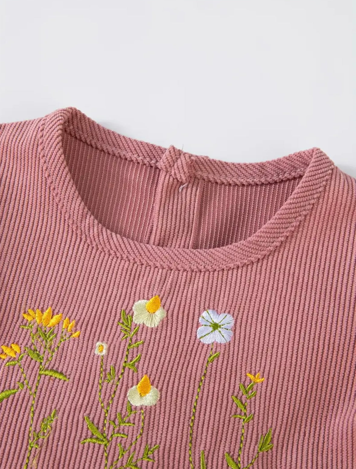 Girls Embroidered Corduroy Dress – Long Sleeve. Available sizes (3-4Y) and (4-5Y)