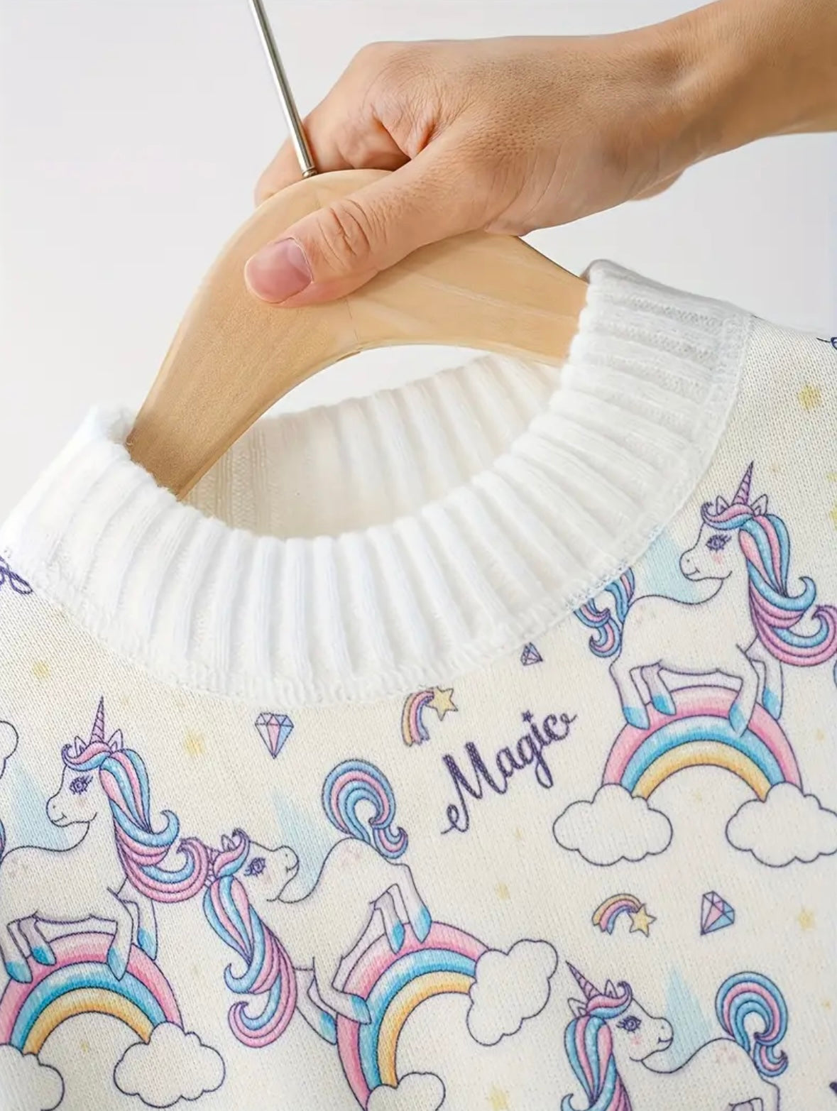 Girls Unicorn Sweater – Rainbow & Magic Print available in sizes (2-3Y) and(3–4Y)