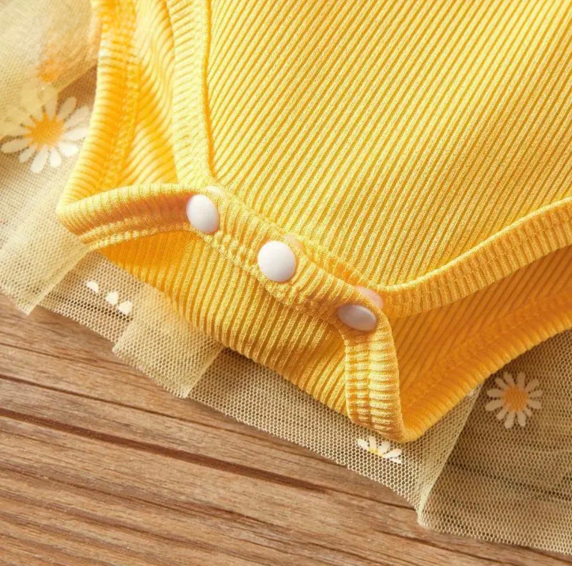 Sunny Daisy Baby Girl Dress – Yellow Outfit with Bow & Matching Headband. Size 9-12M