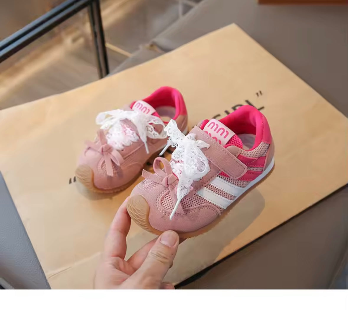 🌸 Dusty Pink & White Toddler Sneakers with Lace Laces – Size EU 26 / US Kids 9