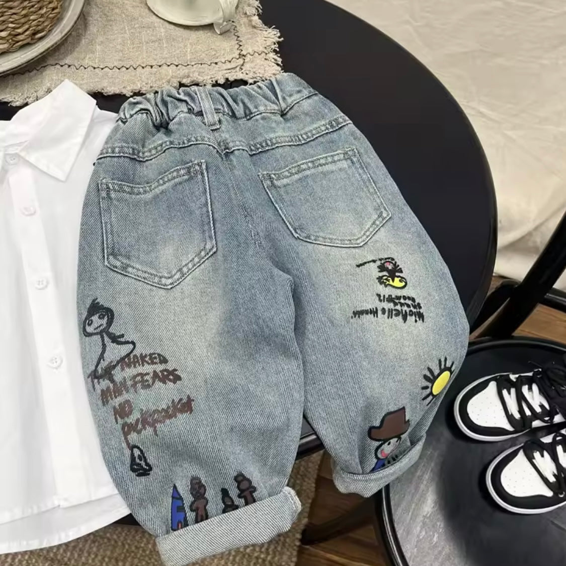 Premium Kids’ Graffiti Denim Jeans – Sizes 18–24M & 2–3Y