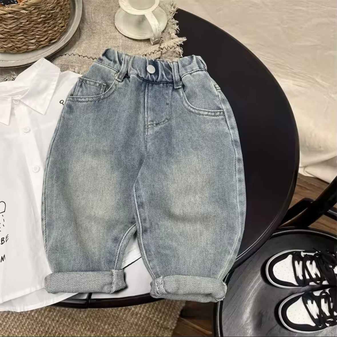 Premium Kids’ Graffiti Denim Jeans – Sizes 18–24M & 2–3Y