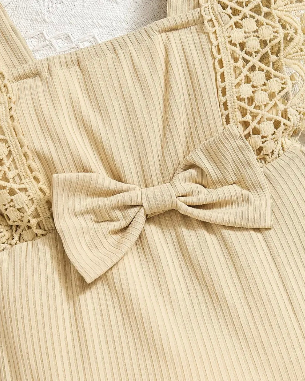 🤎 Baby Girl Lace Ruffle Romper with Bow Headband – Size 3–6M