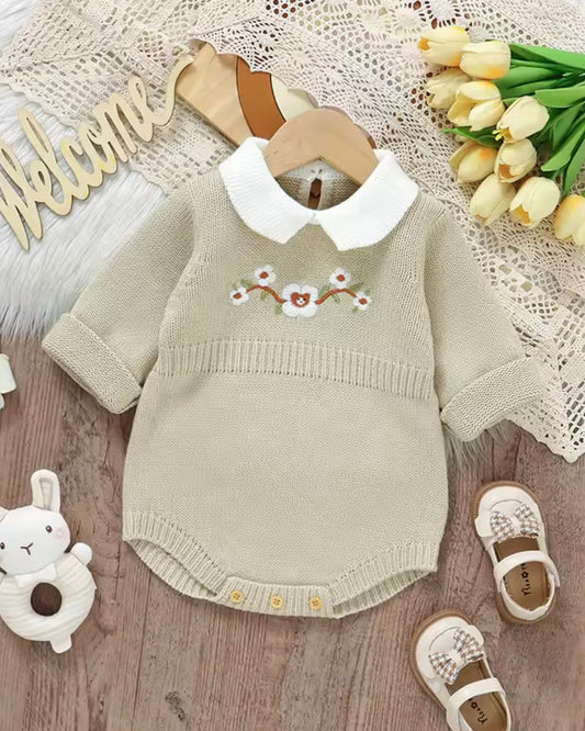 🌿 Baby Girl Light Green Knit Romper with Embroidered Flowers – Size 0–3M