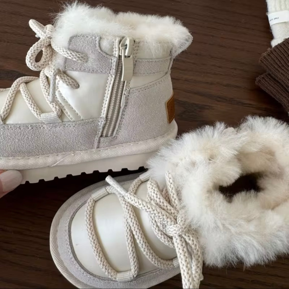 Premium Quality Faux Fur Lined Winter Boots – Cream (US 7.5 Toddler)