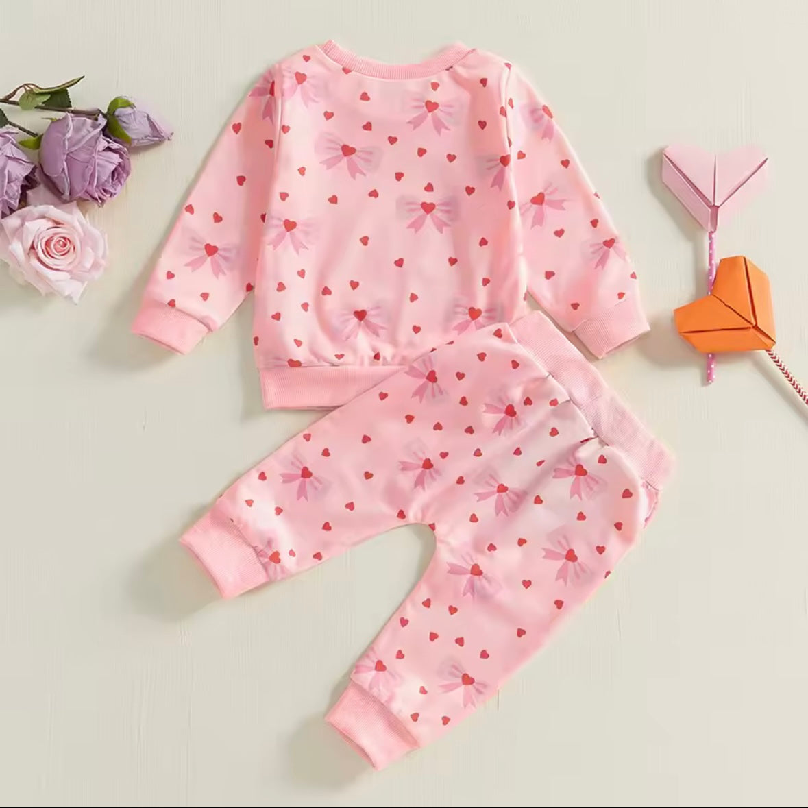 Pink Hearts & Bows 2-Piece Baby Set – Long Sleeve Top + Pants | Size 3–6M