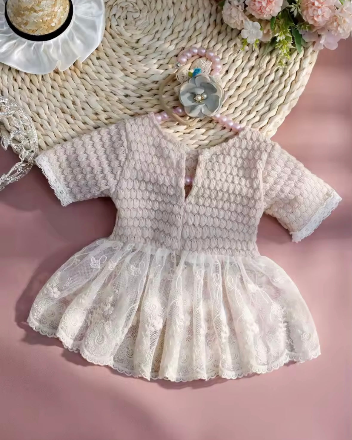 Extremely Soft Newborn Knit & Lace Photoshoot Dress – Cream (Newborn Size)