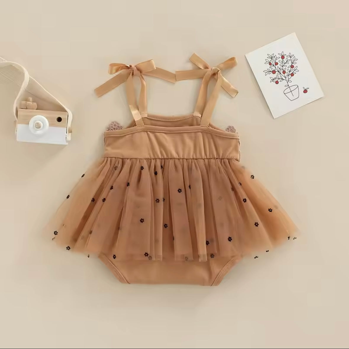 ✨ Caramel Lace & Tulle Baby Romper – Size 70 (6–9 Months)