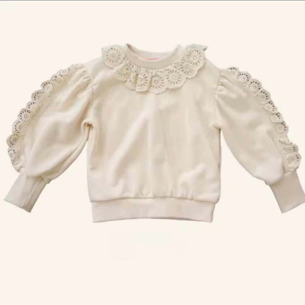 Ivory Lace Puff-Sleeve Sweatshirt – Size 4–5Y | Elegant Girls Boutique Top ￼
